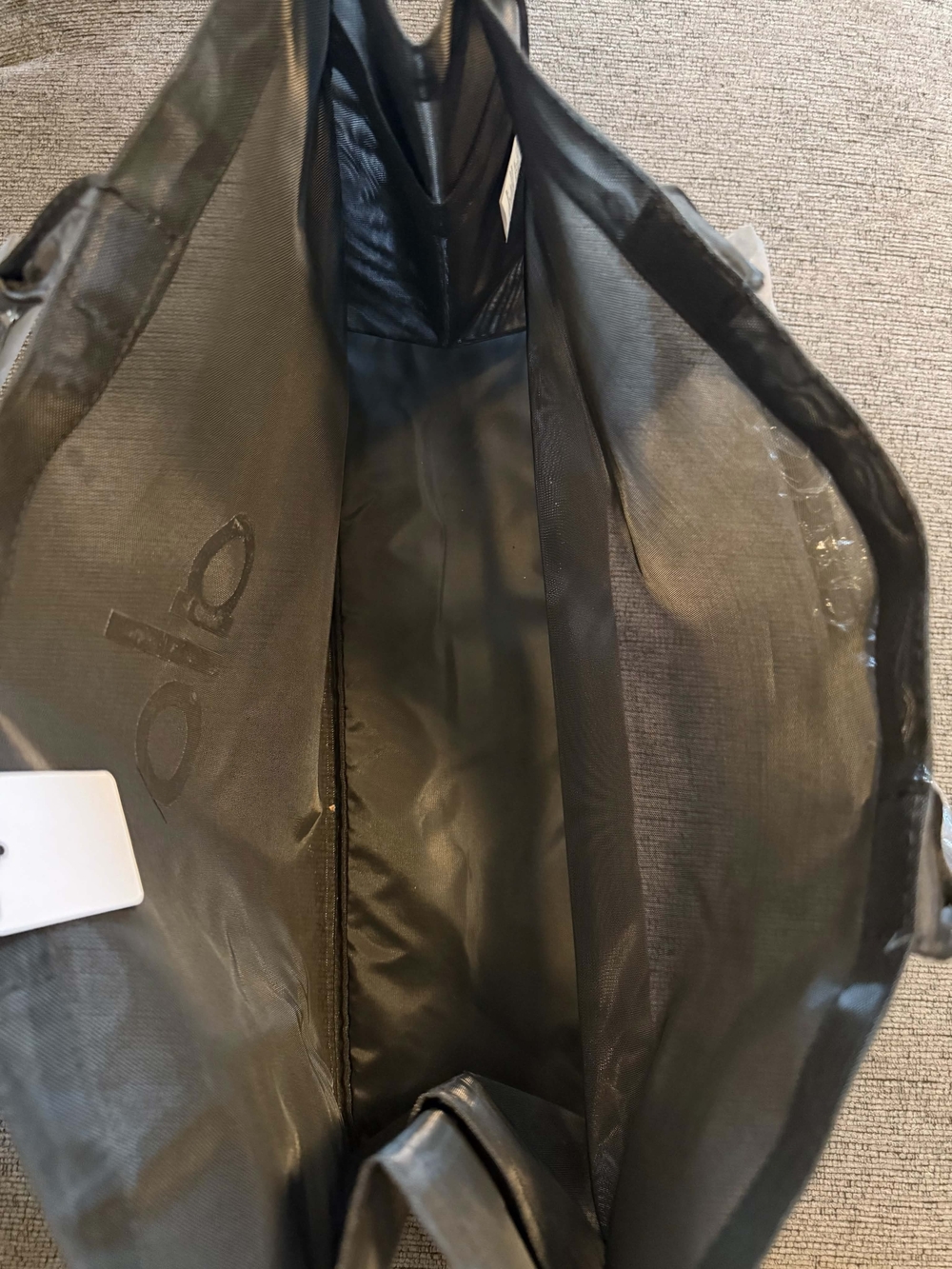ALO Yoga Black Mesh Tote, Gym, Beach Bag - Picture 6 of 9